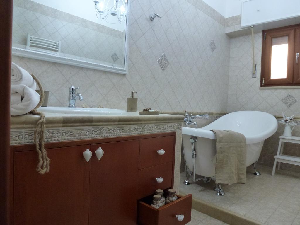 טאראנטו Suite Blue Marine חדר תמונה