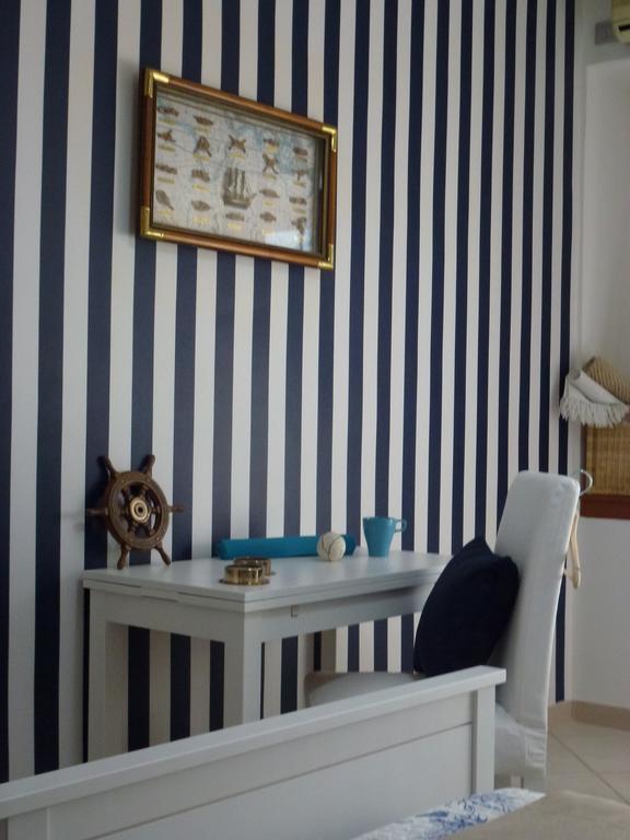 טאראנטו Suite Blue Marine חדר תמונה